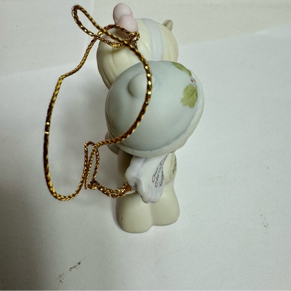Vintage 1994 Enesco Precious Moments “Our 1st Christmas Together” ornament. - Picture 5 of 11